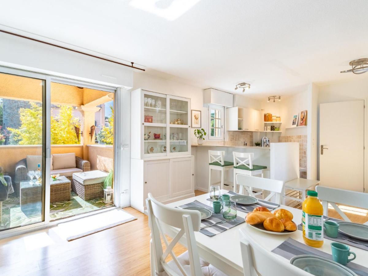 Le Clos Sainte Anne By Interhome