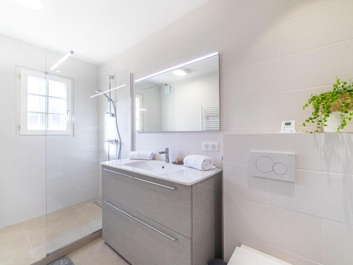 Le Clos Sainte Anne By Interhome *